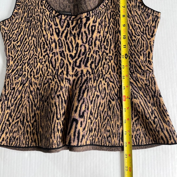BCBGMAXAZRIA Sz M Alonya Leopard Print Peplum Stretch Tank Top Pullover Blouse - Picture 7 of 8